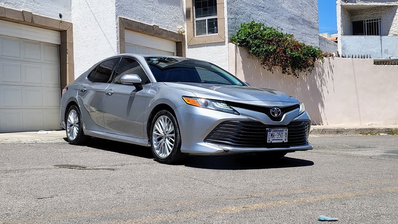 Toyota Camry XLE